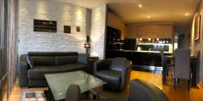  Lovely Apartment  Белград